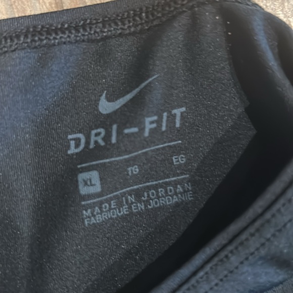 Nike Black Fitted Short Sleeve T-Shirt - Picture 3 of 5